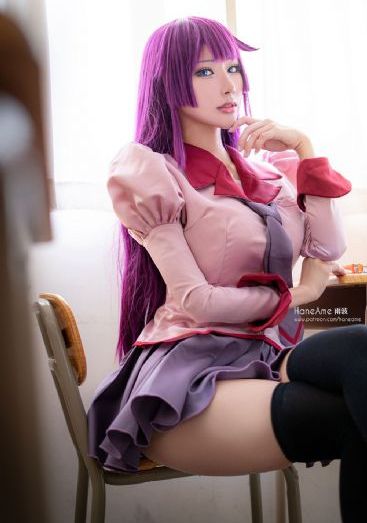 溪边春色