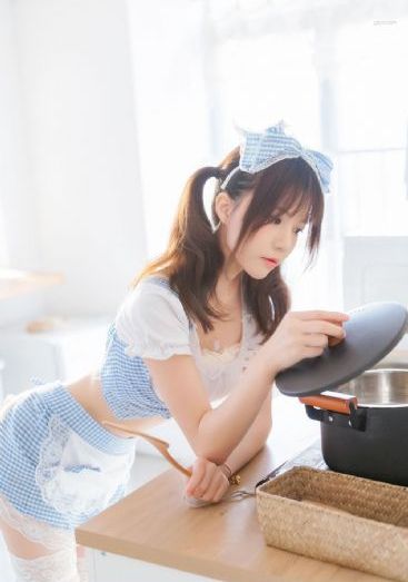 电车痴汉乳揉みま痴汉电车视频