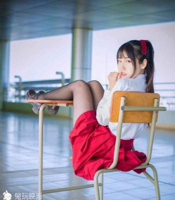 打烊后两人的沙龙头像动漫观看