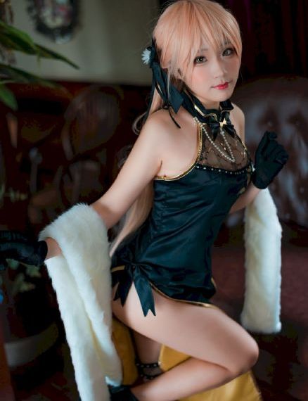天海翼女教师无删减版电影