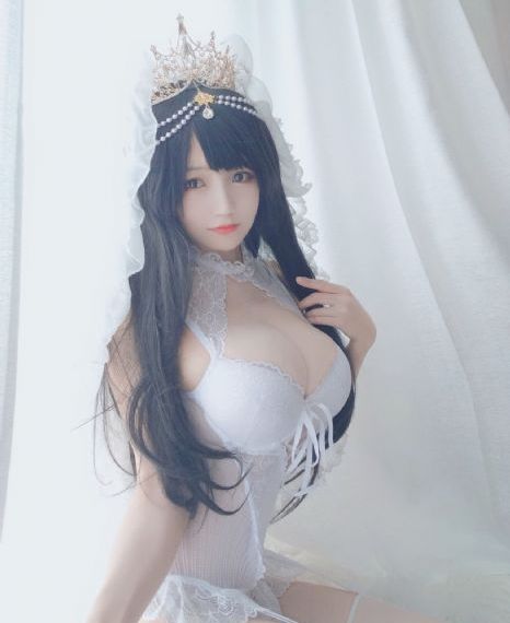 女大学沙龙